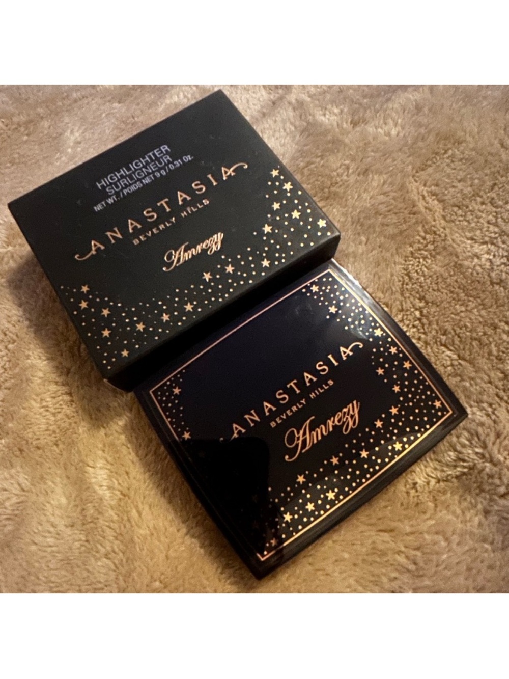 Anastasia Beverly Hills X Amrezy Highlighter Compact